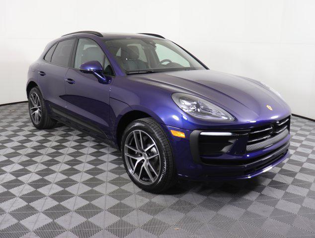 Photo of 2025 Gentian Blue Metallic Porsche Macan