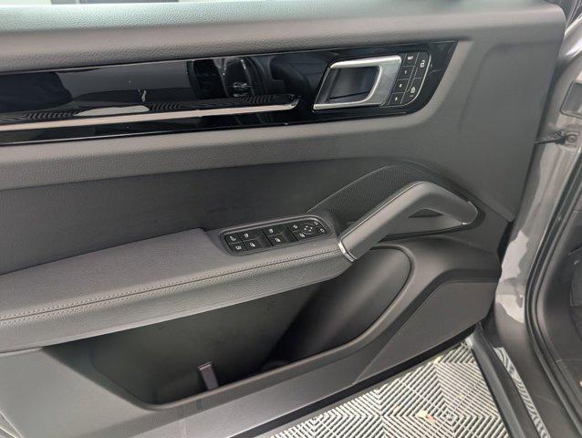 Photo of 2023 Chalk Porsche Cayenne