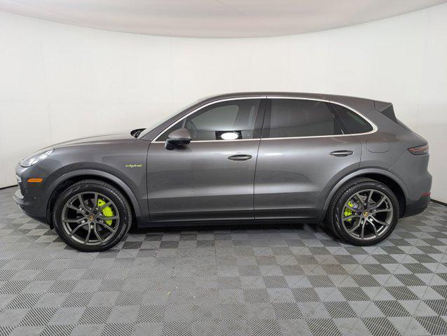 Photo of 2023 Chalk Porsche Cayenne