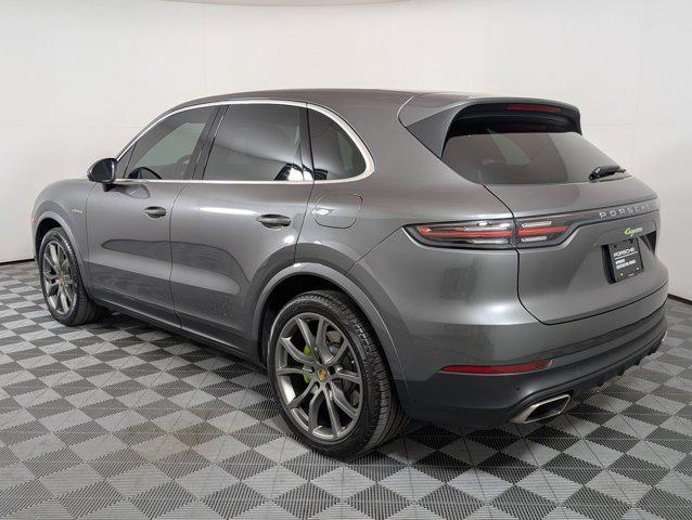 Photo of 2023 Chalk Porsche Cayenne