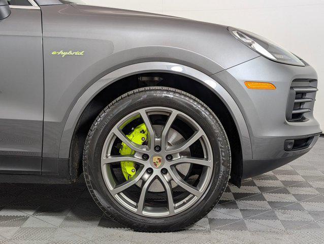 Photo of 2023 Chalk Porsche Cayenne