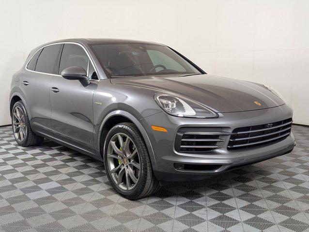 Photo of 2023 Chalk Porsche Cayenne
