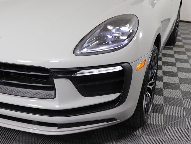 Photo of 2025 Chalk Porsche Macan