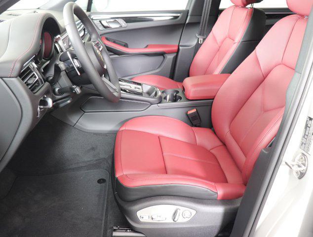 Photo of 2025 Chalk Porsche Macan