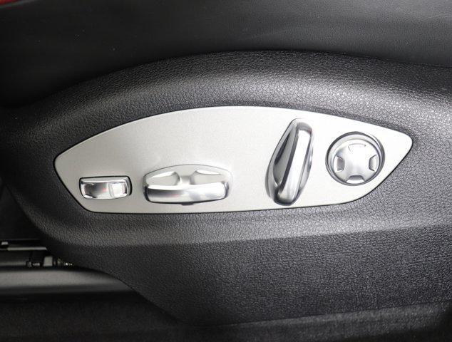 Photo of 2025 Chalk Porsche Macan