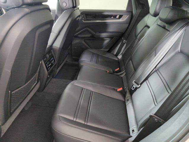 Photo of 2025 Chalk Porsche Cayenne