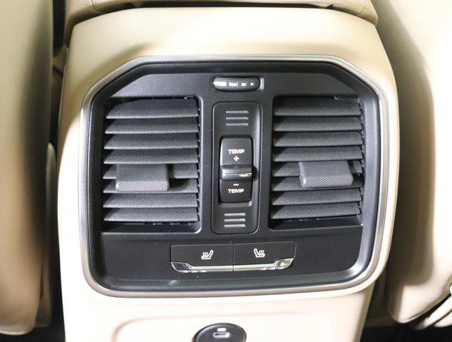 Photo of 2025 White Porsche Macan