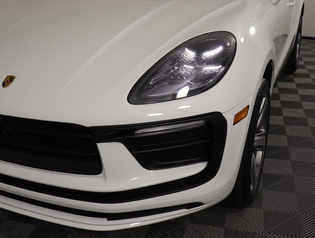 Photo of 2025 White Porsche Macan