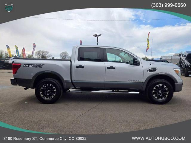Photo of 2017 Brilliant Silver Nissan Titan