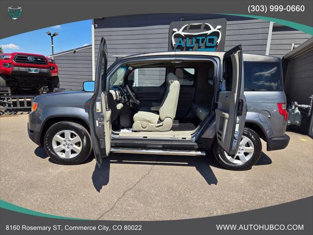 Photo of 2010 Polished Metal Metallic Honda Element