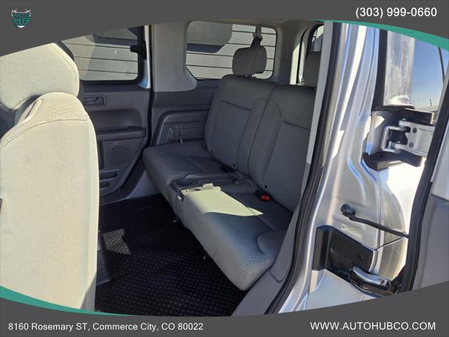 Photo of 2011 Alabaster Silver Metallic Honda Element