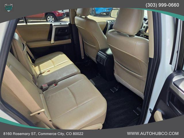 Photo of 2013 Blizzard Pearl Metallic Toyota 4Runner