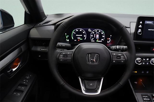 Photo of 2026 Platinum White Pearl Honda CR-V Hybrid