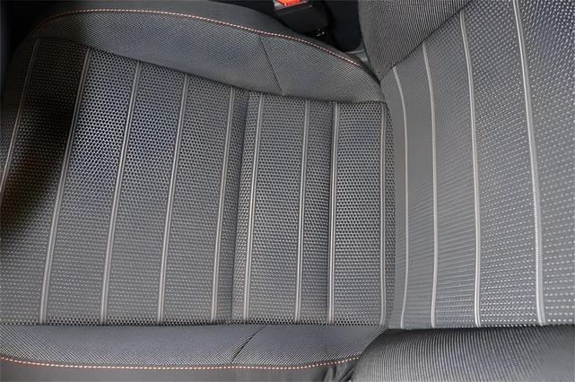 Photo of 2026 Platinum White Pearl Honda CR-V Hybrid