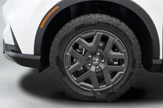 Photo of 2026 Platinum White Pearl Honda CR-V Hybrid