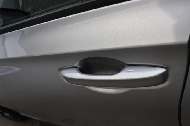 Photo of 2025 Solar Silver Metallic Honda Civic