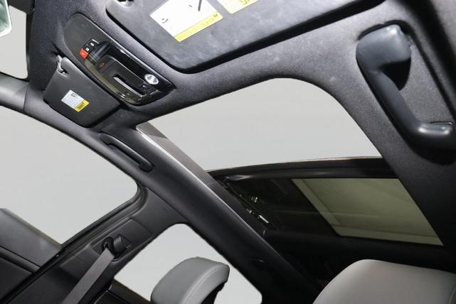 Photo of 2023 Ebony Black Kia Sportage