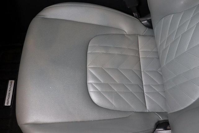 Photo of 2023 Ebony Black Kia Sportage