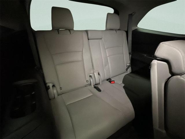 Photo of 2017 Modern Steel Metallic Honda Pilot