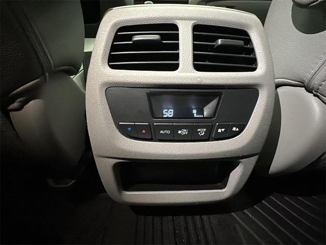 Photo of 2017 Modern Steel Metallic Honda Pilot
