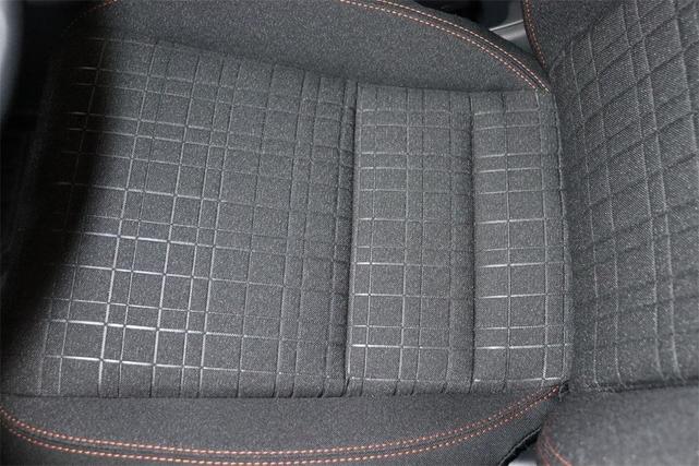 Photo of 2026 Platinum White Pearl Honda HR-V
