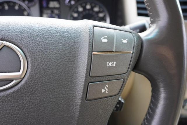 Photo of 2014 Starfire Pearl Lexus LX 570