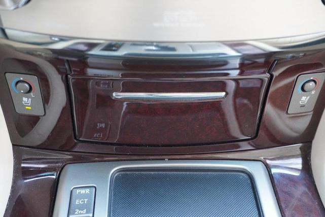 Photo of 2014 Starfire Pearl Lexus LX 570