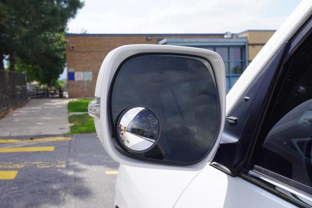 Photo of 2014 Starfire Pearl Lexus LX 570