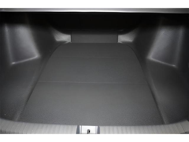 Photo of 2025 Platinum White Pearl Honda Accord