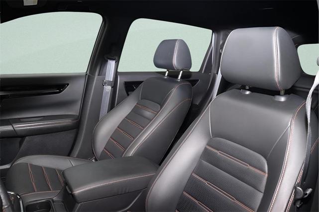 Photo of 2023 Urban Gray Pearl Honda CR-V Hybrid