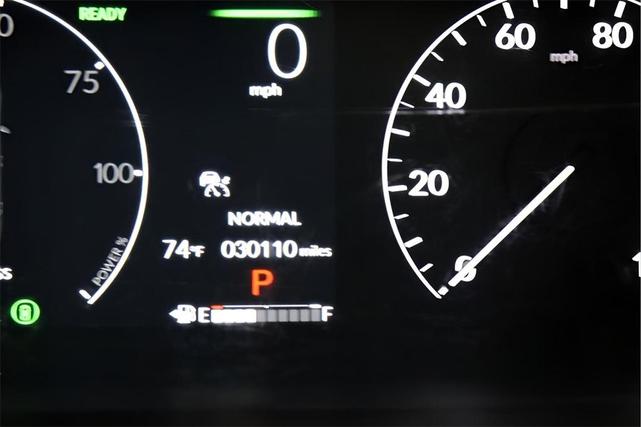 Photo of 2023 Urban Gray Pearl Honda CR-V Hybrid