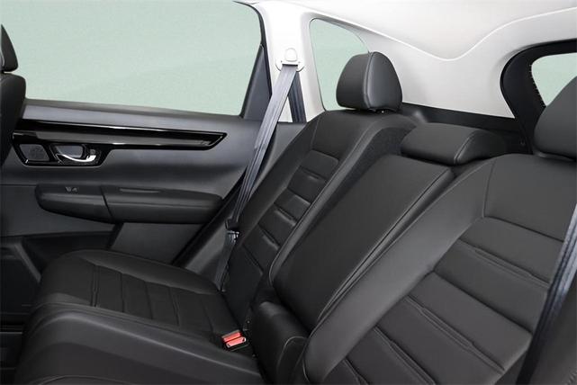 Photo of 2026 Platinum White Pearl Honda CR-V