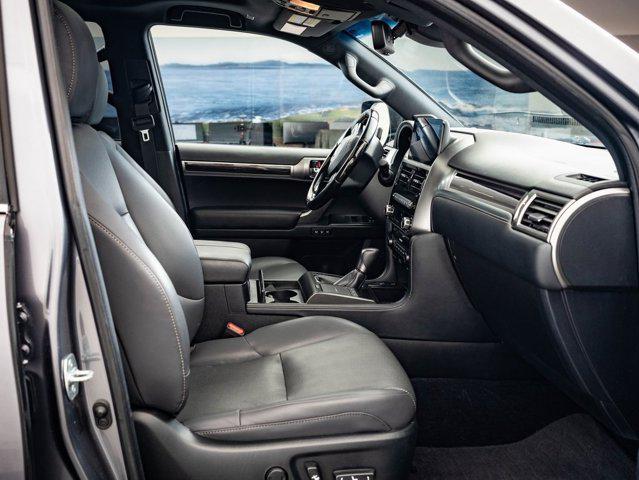 Photo of 2022 Nebula Gray Pearl Lexus GX 460
