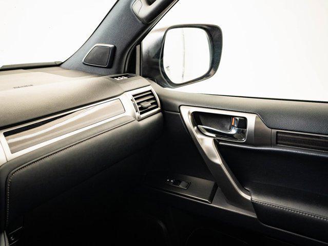 Photo of 2022 Nebula Gray Pearl Lexus GX 460