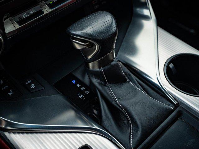 Photo of 2022 Manganese Luster Lexus LX 600