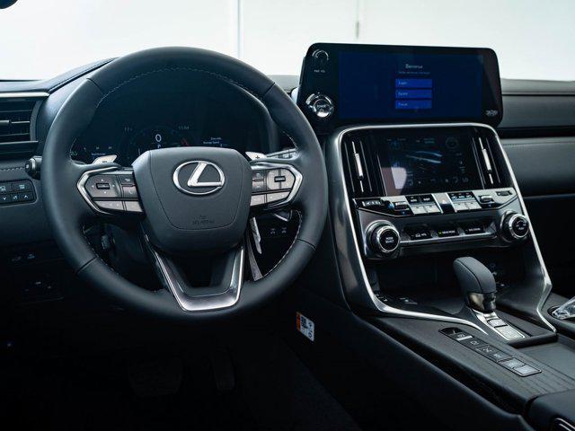 2025 Lexus LX photo 23