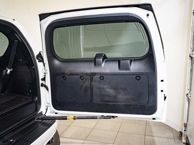 Photo of 2023 Eminent White Pearl Lexus GX 460