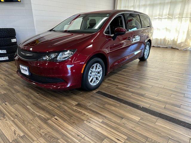 2022 Chrysler Voyager