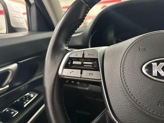 Photo of 2020 Snow White Pearl Kia Telluride
