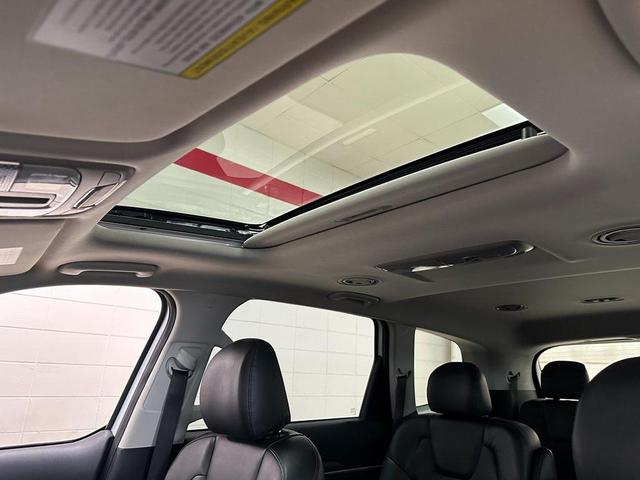 Photo of 2020 Snow White Pearl Kia Telluride