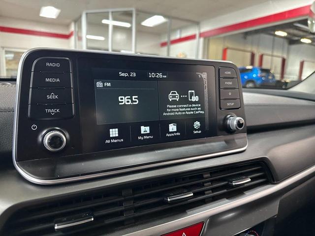 Photo of 2020 Snow White Pearl Kia Telluride