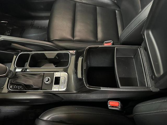 Photo of 2020 Snow White Pearl Kia Telluride