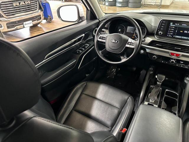 Photo of 2020 Snow White Pearl Kia Telluride