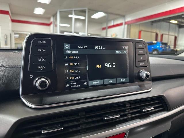 Photo of 2020 Snow White Pearl Kia Telluride