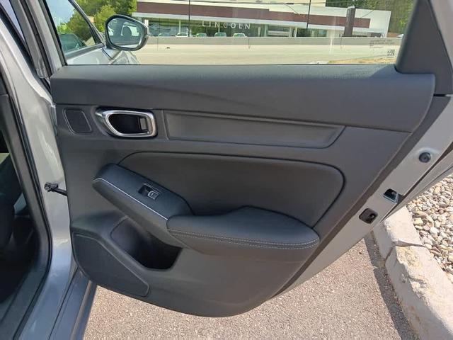 Photo of 2023 Lunar Silver Metallic Acura Integra