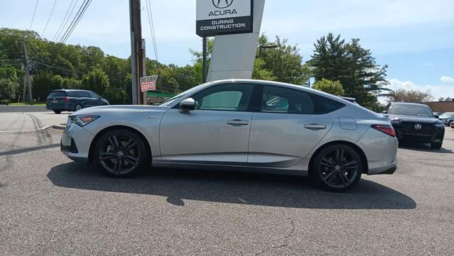 Photo of 2023 Lunar Silver Metallic Acura Integra