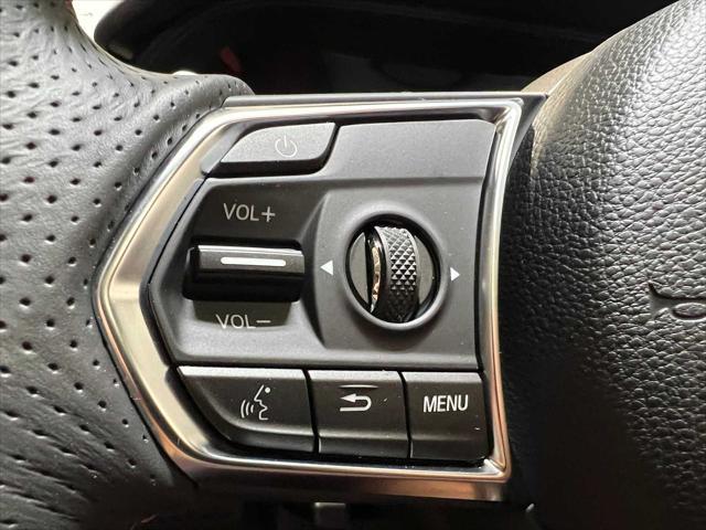 Photo of 2025 Platinum White Pearl Acura TLX