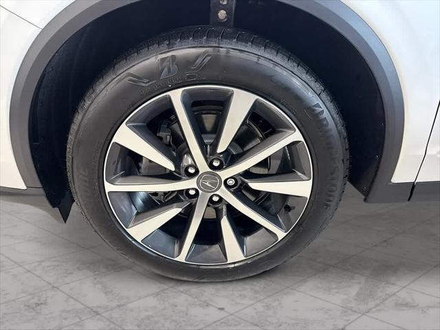 Photo of 2025 Platinum White Pearl Acura MDX