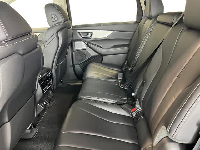 Photo of 2025 Platinum White Pearl Acura MDX