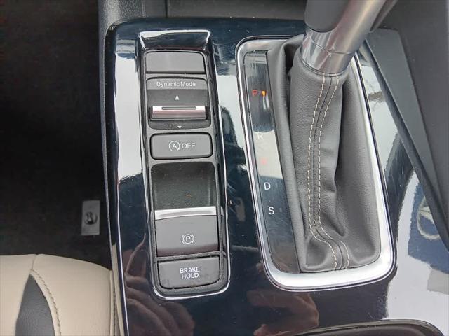 Photo of 2023 Platinum White Pearl Acura Integra